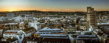 博鱼体育官网注册-斯图加特集结日战术微调，志在欧冠名次提升，管理层满意，轮换策略成焦点