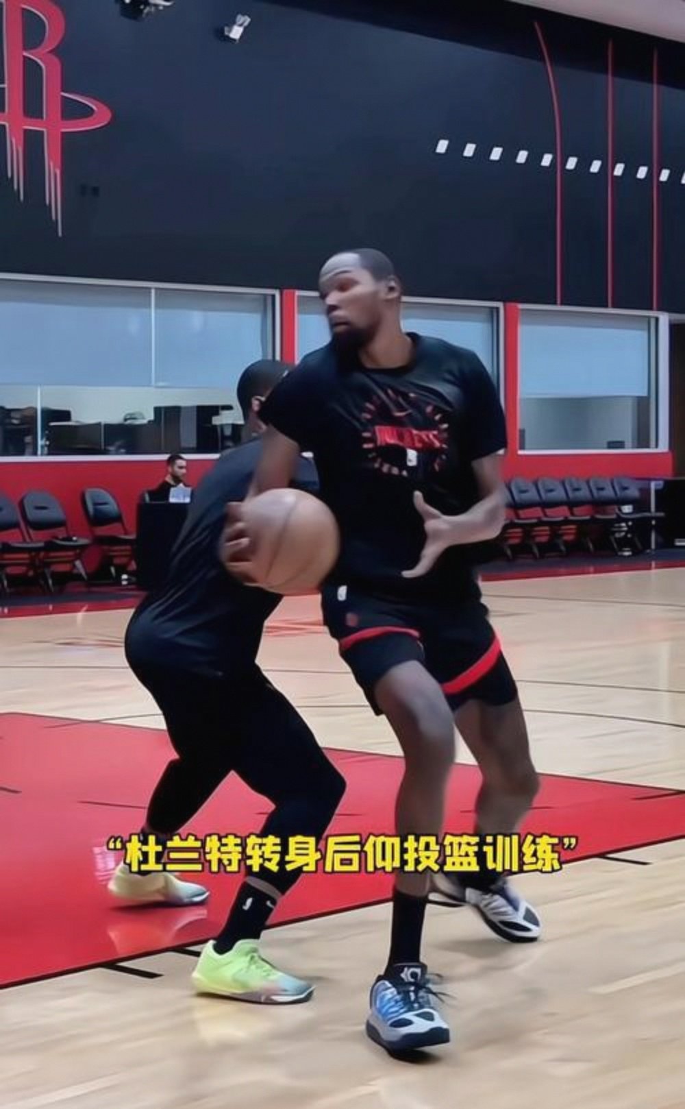 博鱼体育官网app-NBA常规赛倒计时，北京首钢今晚手感冰凉，细节引发关注，更衣室稳定，训练强度明显提升